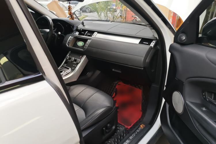 Used Land Rover Range Rover Evoque 2017 2.0T SE Smart Glow Edition
