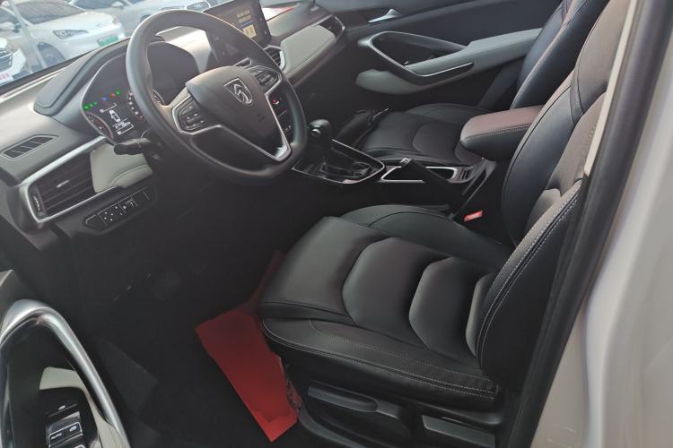 Used Baojun 530 2019 1.5T CVT Luxury Model 7 Seats China V Emission Standard
