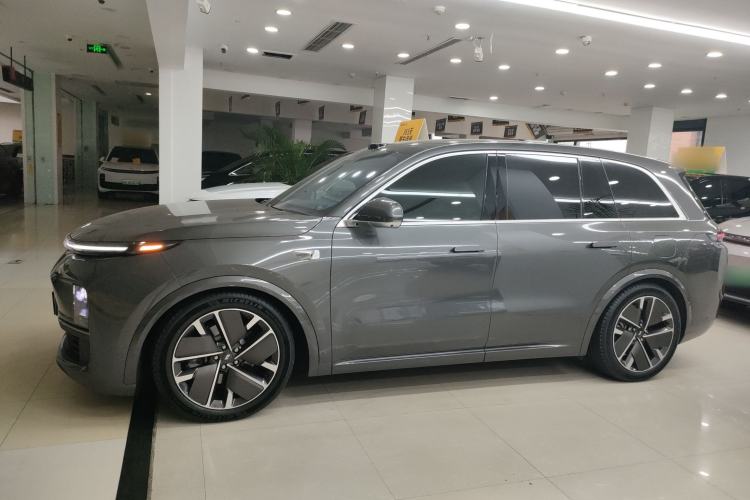 Used Li Auto L8 2025 Pro Smart Refresh Edition