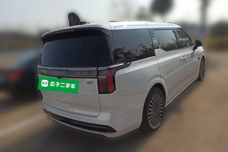 Used Zeekr 009 2022 WE Edition
