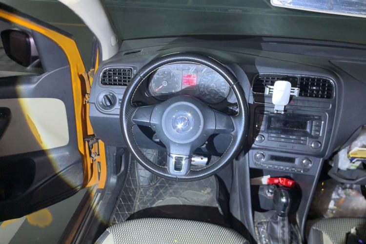 Used Volkswagen Polo 2012 1.6L Cross Polo Automatic Transmission
