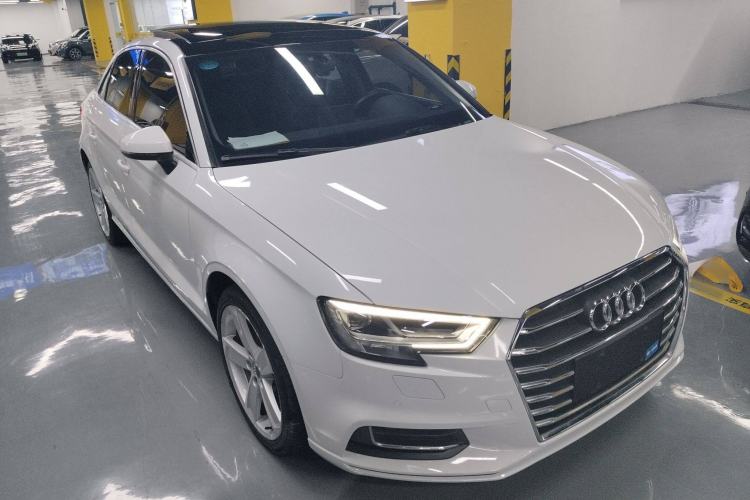 Used Audi A3 2020 Limousine 35 TFSI Style Edition China VI Emission Standard
