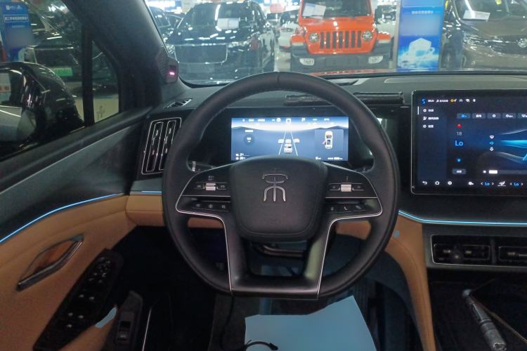 Used BYD Song L DM-i 2024 112 km Beyond Edition
