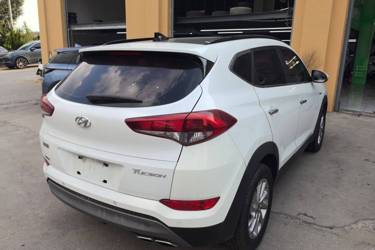 Used Hyundai Tucson 2018 1.6T Dual-Clutch Two-Wheel Drive 15th Anniversary Special Edition