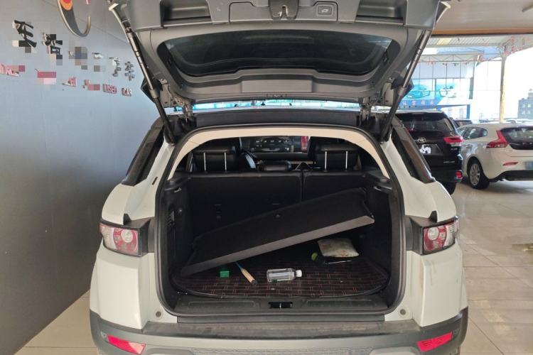 Used Land Rover Range Rover Evoque 2015 2.0T Five-Door Zhiyao Edition
