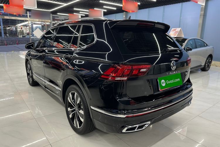 Used Volkswagen Tiguan L 2024 Outstanding Model 330TSI Automatic Two-Wheel Drive R-Line Dragon Glory Edition
