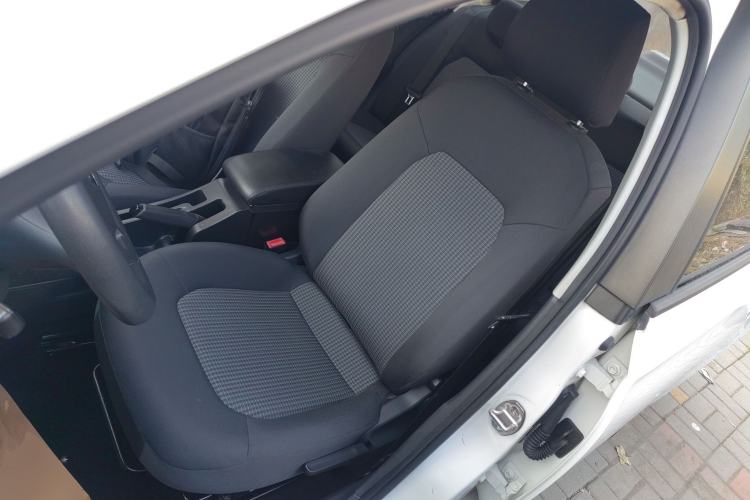 Used Volkswagen Santana 2016 1.6L Manual Fashion Edition
