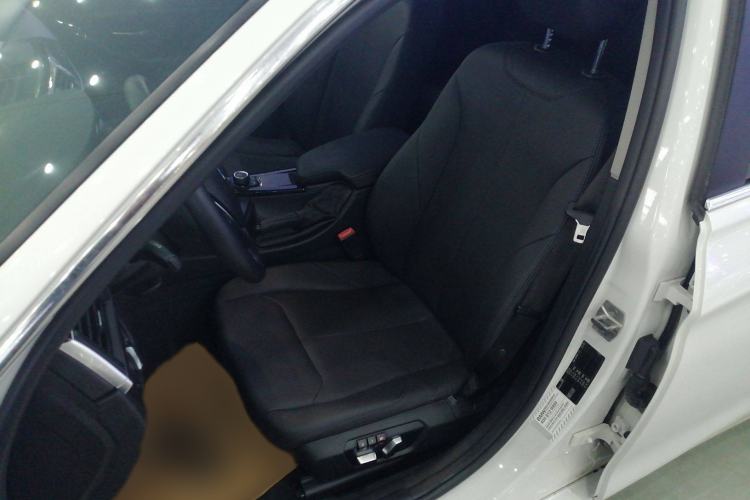 Used BMW 3 Series 2017 320Li Fashion Model
