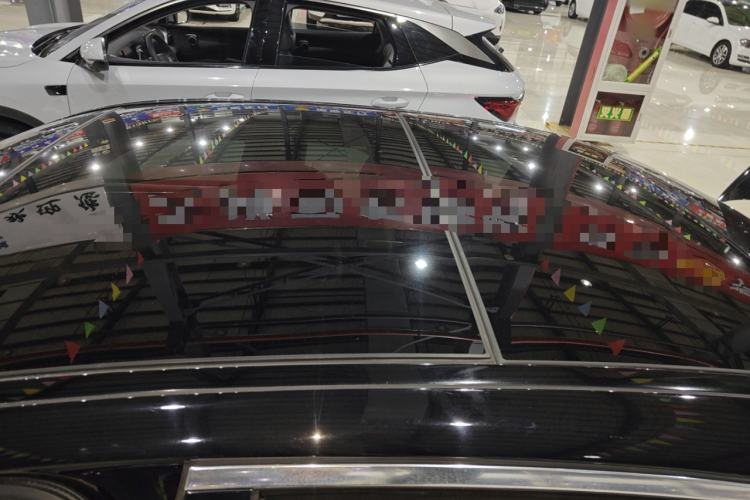 Used Mercedes-Benz E-Class 2018 E 300 L Sporty and Stylish Model
