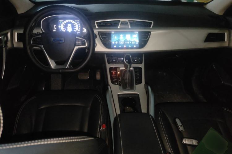 Used Geely Auto Emgrand X7 Sport 2018 1.8TD Automatic Two-Wheel Drive Smart 4G Connected Version