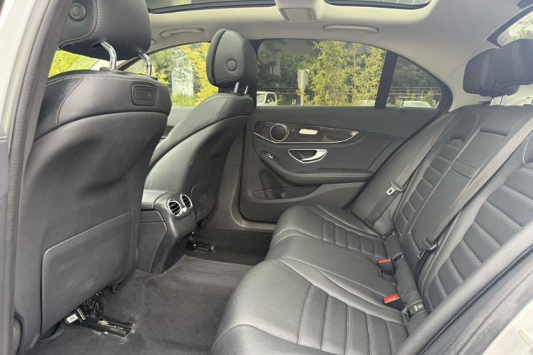 Used Mercedes-Benz C-Class 2016 C 200 L
