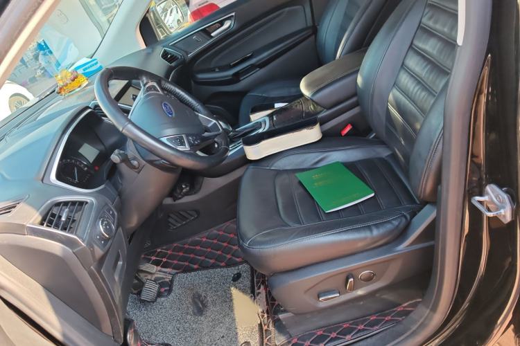 Used Ford Edge 2015 2.0T GTDi 4x4 High-Grade Model
