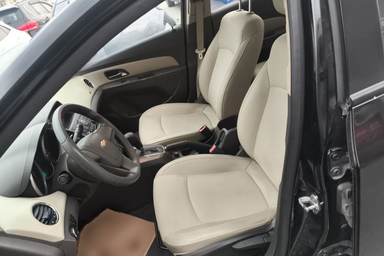 Used Chevrolet Cruze 2015 1.5L Classic SE AT
