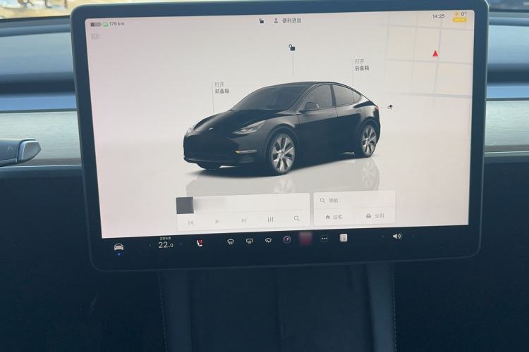 Used Tesla Model Y 2022 Long-Range All-Wheel-Drive Version