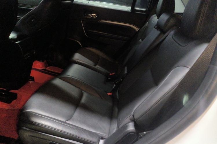 Used  Commander 2018 2.0T Two-Wheel Drive Enjoy Edition China V
