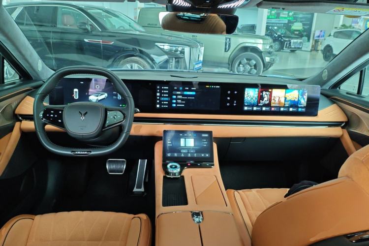 Used VOYAH PASSION 2023 Four-Wheel Drive Long-Range Version