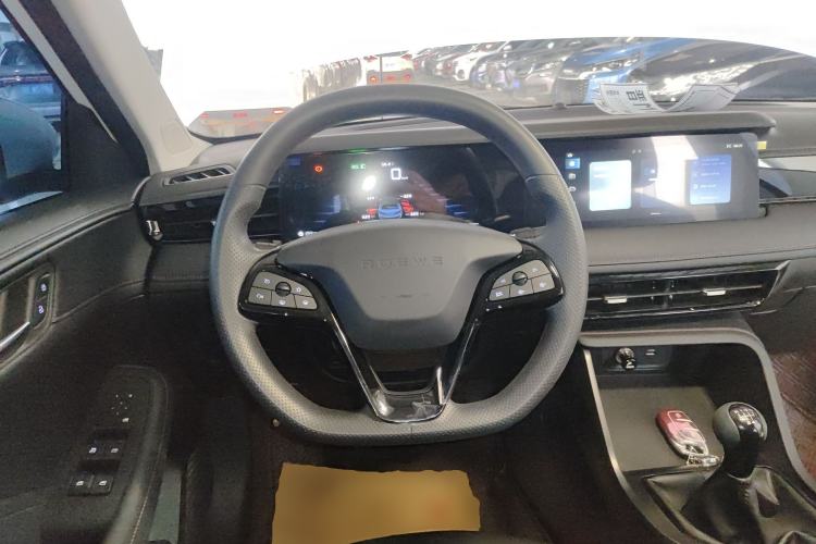 Used Roewe i5 2023 1.5L Manual Comfort Edition