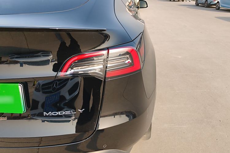 Used Tesla Model Y 2022 Rear-Wheel-Drive Version
