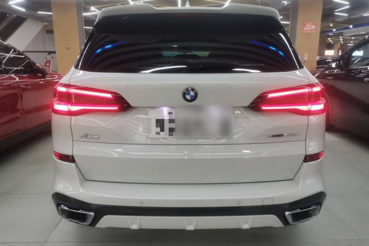 Used BMW X5 2022 xDrive 40Li M Sport Package