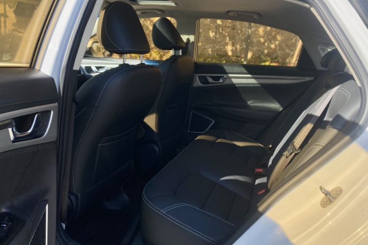 Used Geely Auto Emgrand GL 2017 1.8L Manual Elite Model
