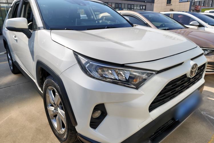 Used Toyota RAV4 2020 2.0L CVT Two-Wheel Drive Fashion Edition