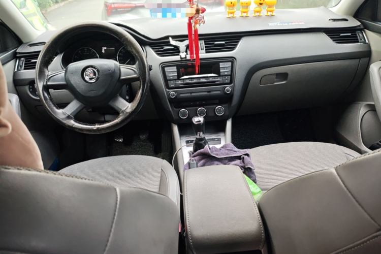 Used Skoda Octavia 2015 1.6L Manual Yijie Edition