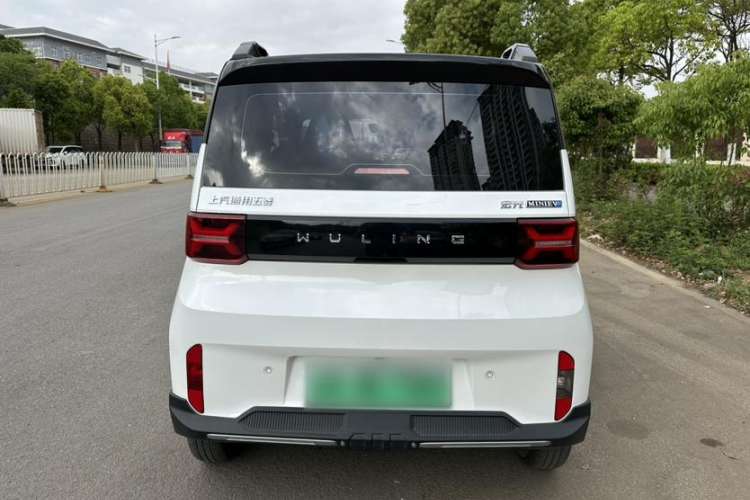 Used Wuling Hongguang MINIEV 2022 GAMEBOY 200km Gaming Edition with Lithium Iron Phosphate
