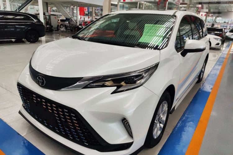 Used Toyota Granvia 2024 2.5L Hybrid Comfort Edition