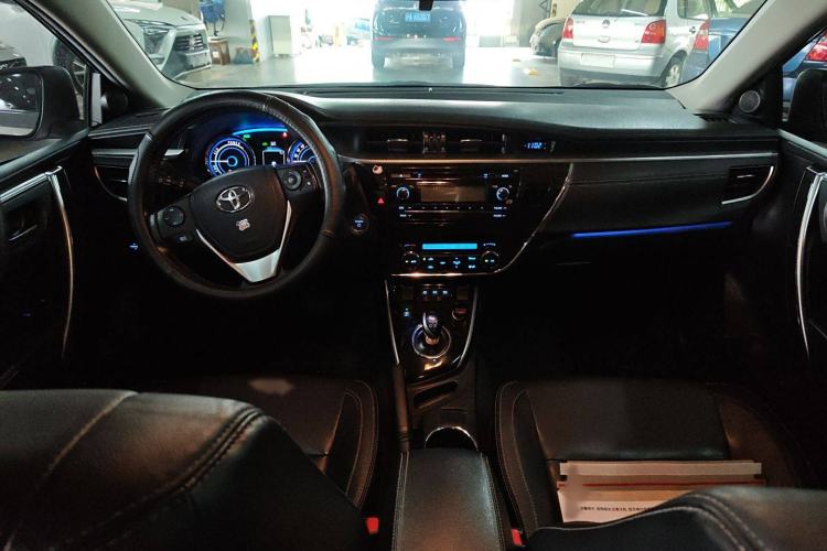 Used Toyota Corolla 2016 Dual-Engine 1.8L E-CVT Elite Edition
