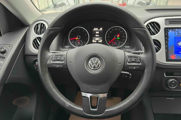 Used Volkswagen Tiguan 2016 280TSI Automatic Two-Wheel Drive Silk Road Comfort Edition
