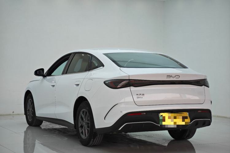 Used BYD Seal 06 New Energy 2024 DM-i 80KM Luxury Model
