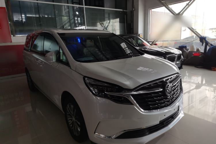 Used Buick GL8 2022 ES Landtrek 653T Comfort Edition