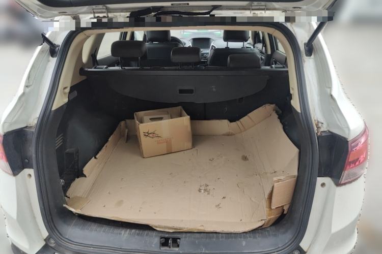 Used Dongfeng Aeolus AX7 2015 2.0L Manual Zhiyi Trim