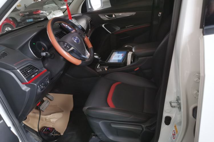 Used Changan CS55 2018 1.5T Automatic Colorful Edition China V Standard
