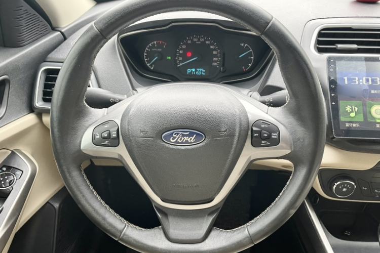 Used Ford Escort 2015 1.5L Automatic Comfort Edition
