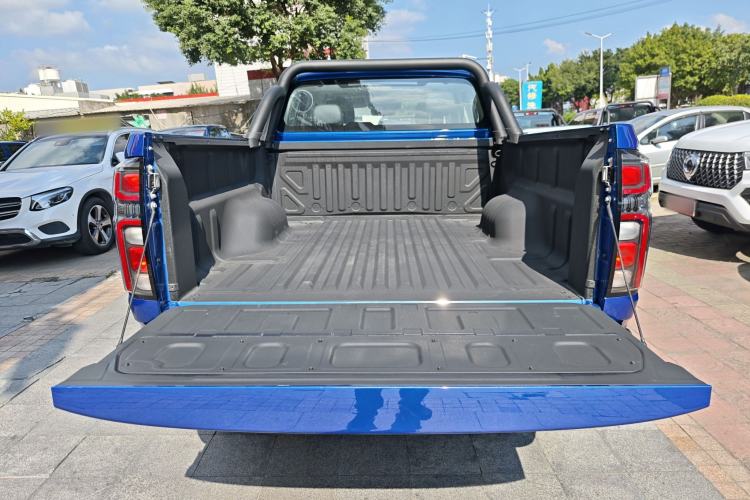 Used Great Wall Poer 2023 2.0T Commercial Version Automatic Diesel 4x4 Elite Long-Box GW4D20M
