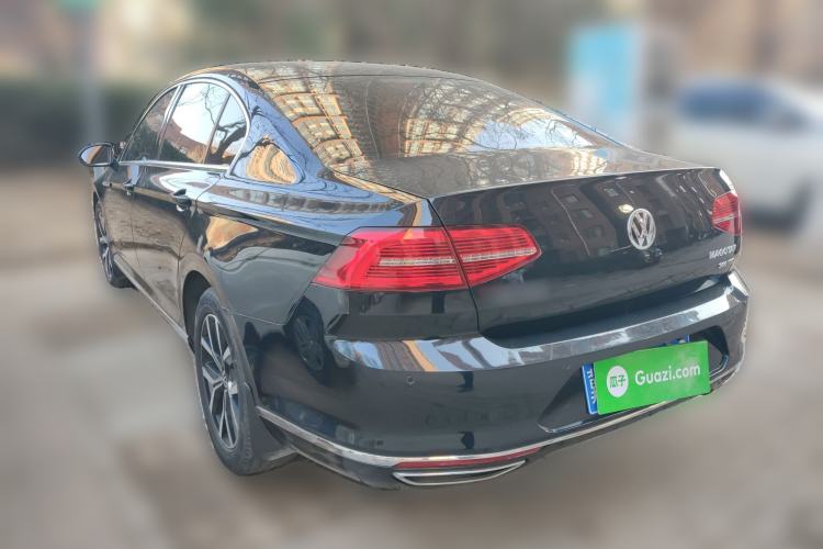 Used Volkswagen Magotan 2017 330TSI DSG Luxury Model
