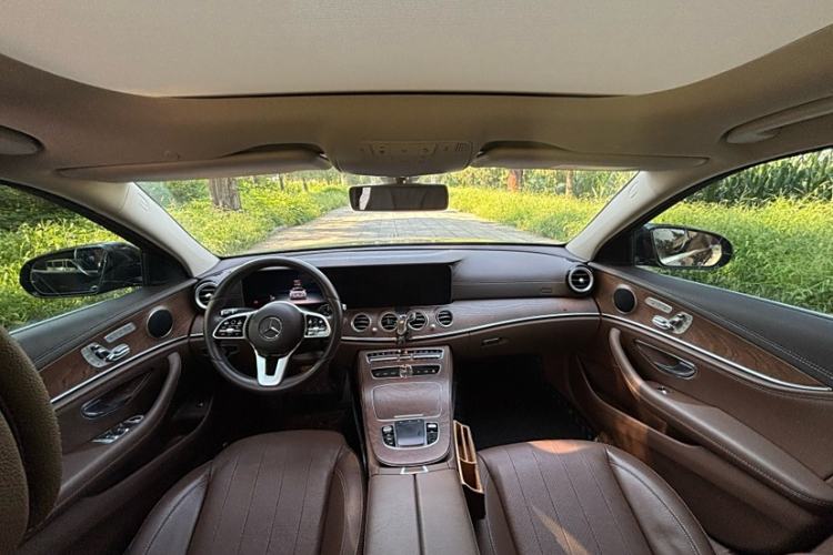 Used Mercedes-Benz E-Class 2019 Facelifted E 300 L Stylish Version
