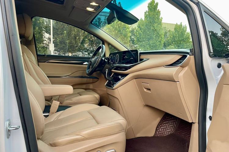 Used Buick GL8 2020 ES Land Cruiser 653T Luxury Edition
