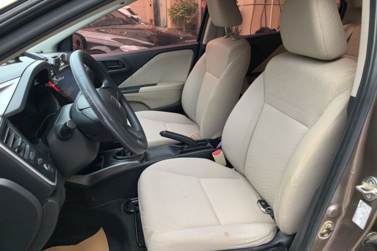 Used Honda Greiz 2016 1.5L Manual Classic Edition
