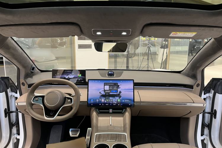 Used Hima Luxeed R7 2025 Range-Extended Version 251 km Max