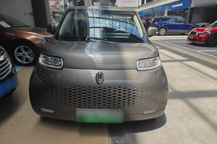 Used ORA White Cat 2022 Upgraded Model 305km Range Luxury Version Lithium-Ion Battery
