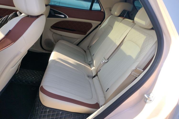 Used ORA Good Cat 2023 401 km Standard Range Premium Version Lithium Iron Phosphate
