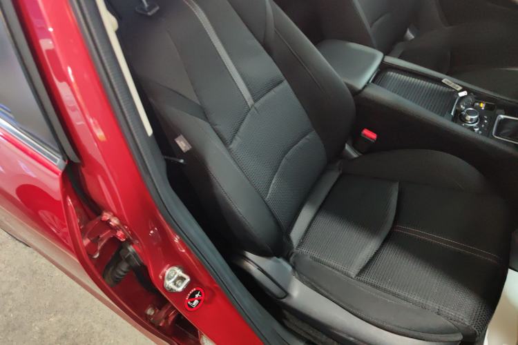 Used Mazda Mazda 3 Axela 2017 Sedan 1.5L Automatic Luxury Model Emission Standard China V
