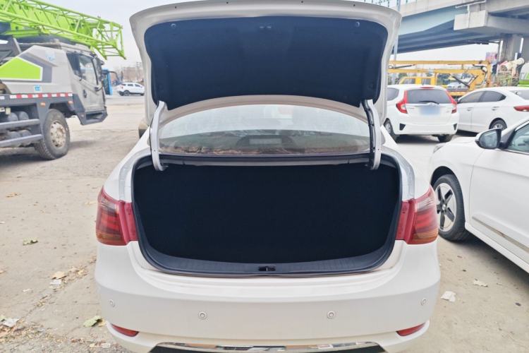 Used Dongfeng Aeolus E70 2021 500 Pro Deluxe Edition
