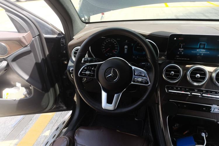 Used Mercedes-Benz GLC 2022 Facelift GLC 260 L 4MATIC Luxury Edition