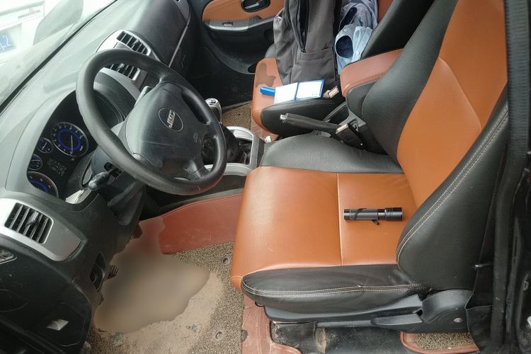 Used JMC Baodian 2018 2.9T New Value-Packed Two-Wheel-Drive Diesel Comfort Version with Extended Cargo Bed – JX4D30B5L
