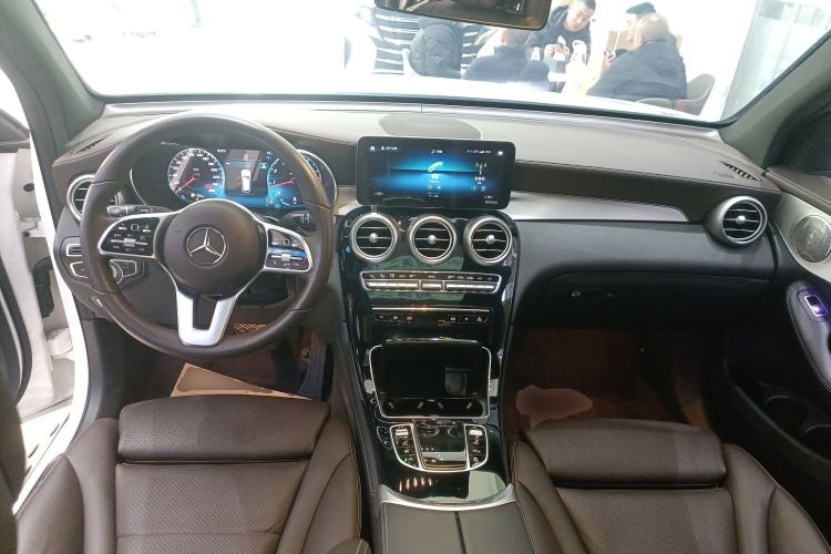 Used Mercedes-Benz GLC 2021 GLC 260 L 4MATIC Dynamic Edition
