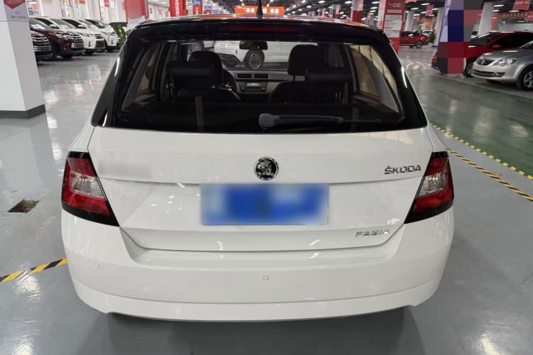 Used Skoda Fabia 2015 1.6L Automatic Sport Edition