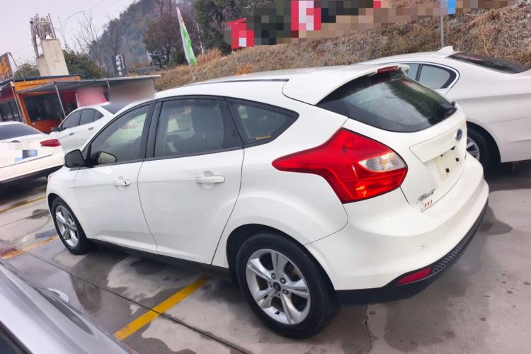 Used Ford Focus 2012 Hatchback 1.6L Automatic Fashion Edition